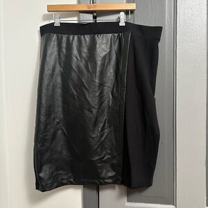 Liz Claiborne Black Pencil Skirt